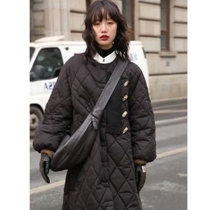 insulated quilted coat / jacket black/ puff